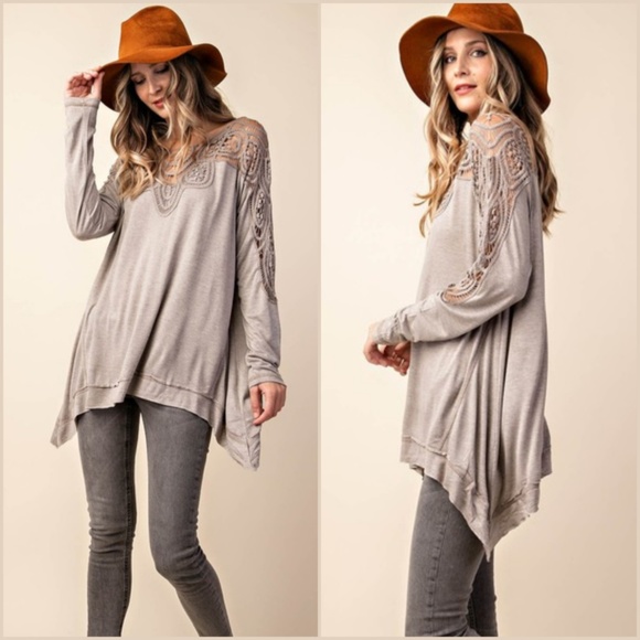 Crochet Jersey Top With Shark Bite Ends - Picture 3 of 5